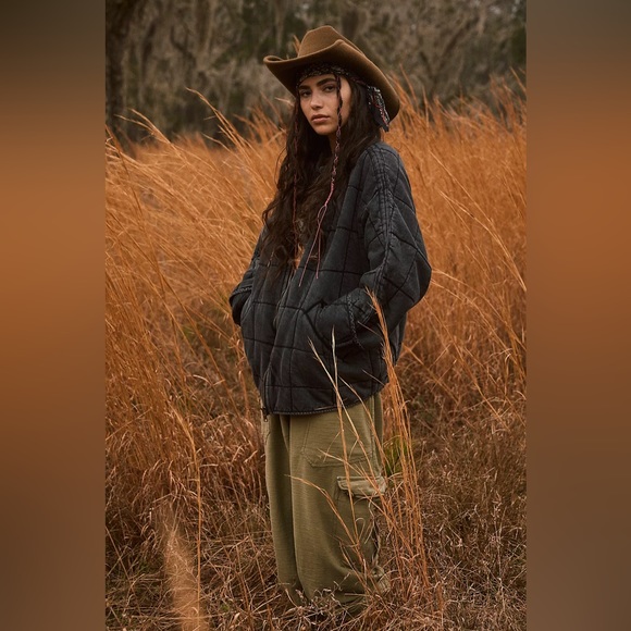 Dolman Quilted Knit Jacket - Picture 5 of 5